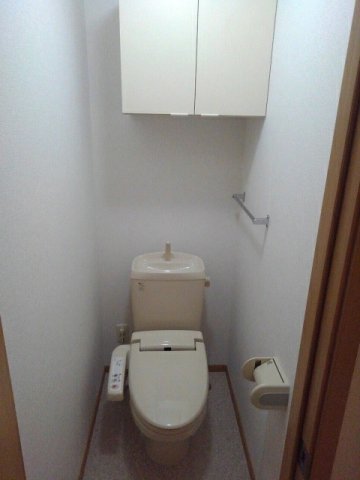 トイレ　トイレもきれいです