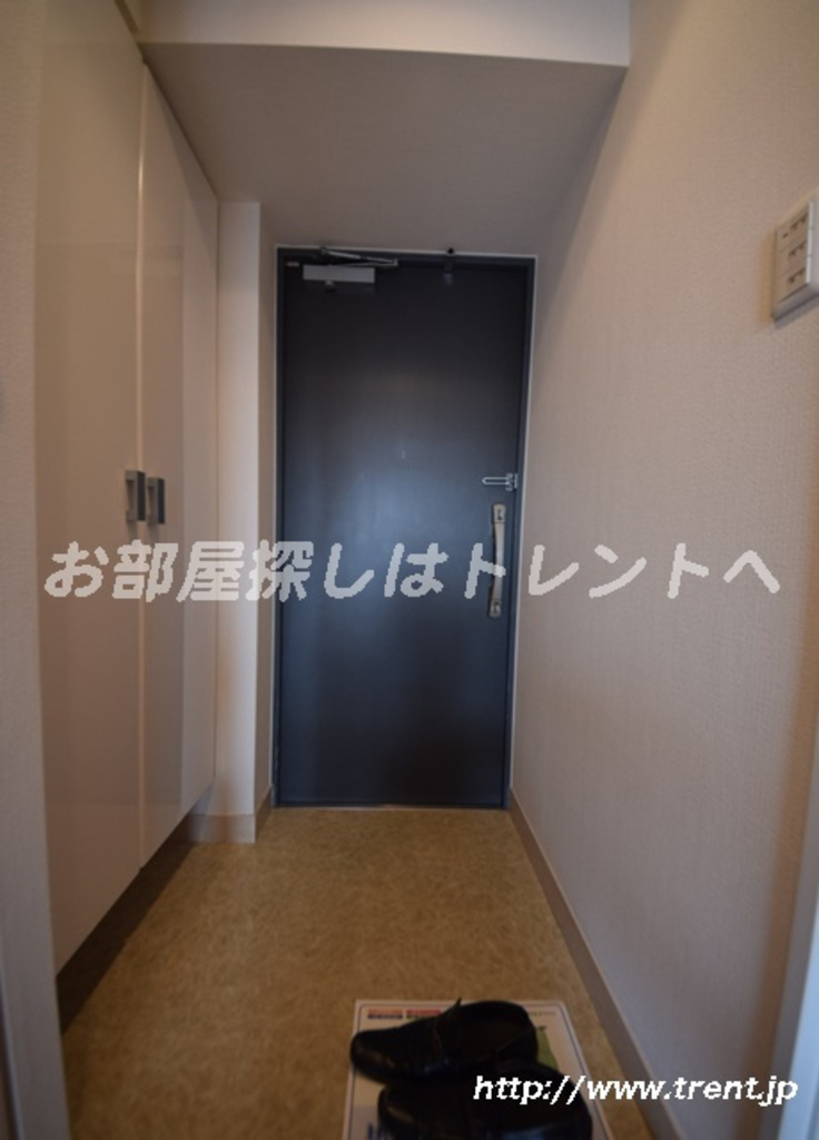 エコロジー白山レジデンスの玄関写真