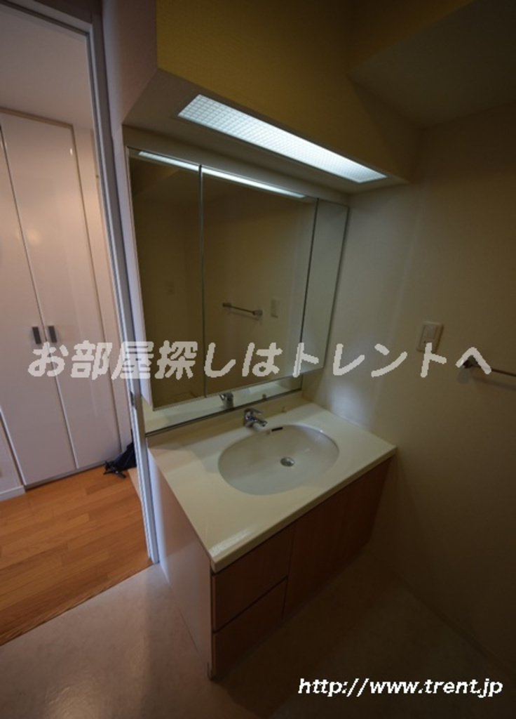 エコロジー白山レジデンスの内装写真
