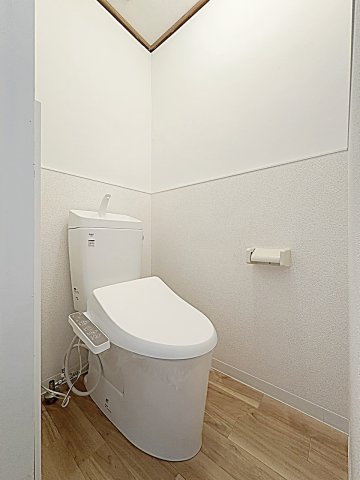 トイレ　落ち着いたトイレです