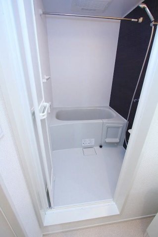バス・シャワールーム　お風呂です