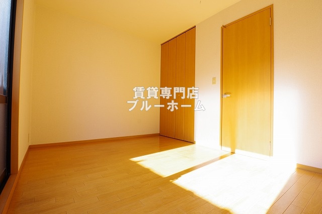 その他　6.0帖の寝室！