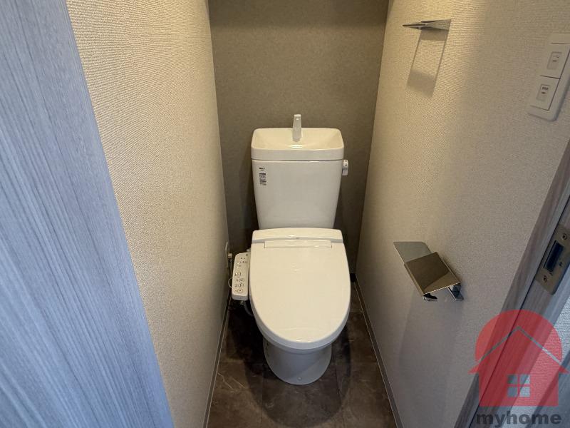 ファーストフィオーレ川西プリモのトイレ写真