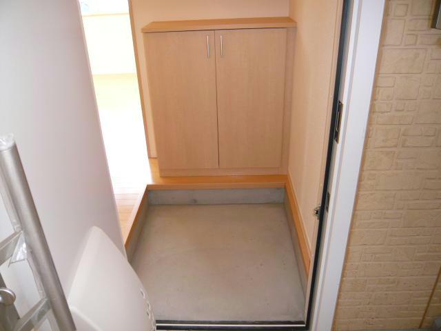 玄関　※別部屋(参考102)