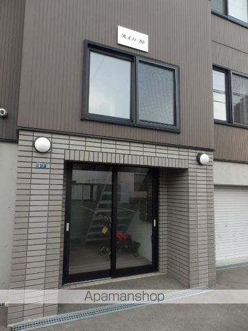 ＪＲ札沼線 新琴似駅 バス乗車時間：12分 最寄りバス停で下車 徒歩3分 3階建 築21年の外観写真