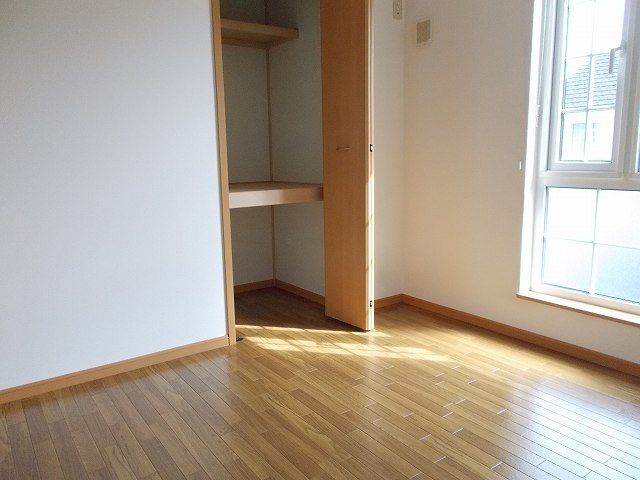 セトルエレガンBの内装写真