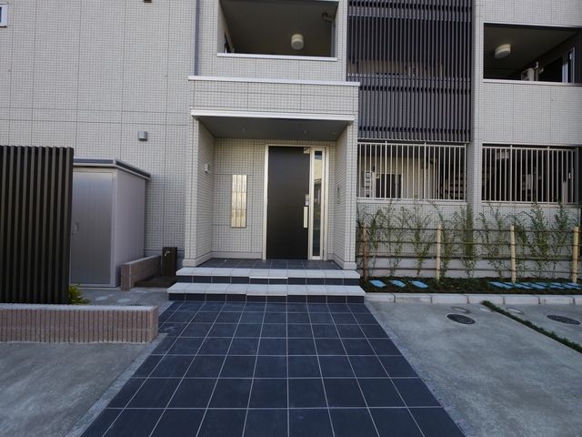 エントランス　★エントランスとオートロック★