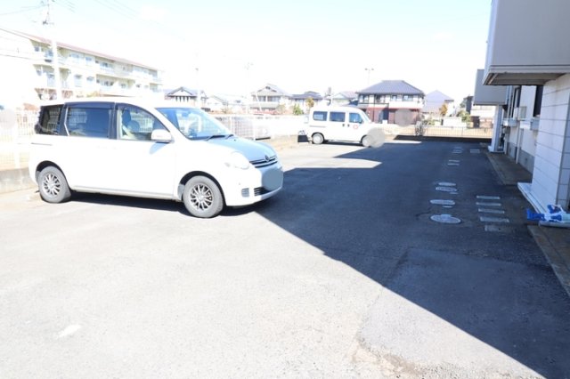 駐車場　駐車場