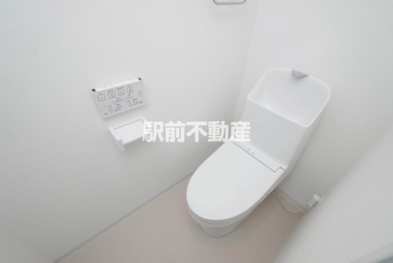 トイレ　写真は同シリーズ別物件