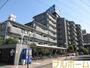 建物外観　ガッチリとしたマンションタイプです。