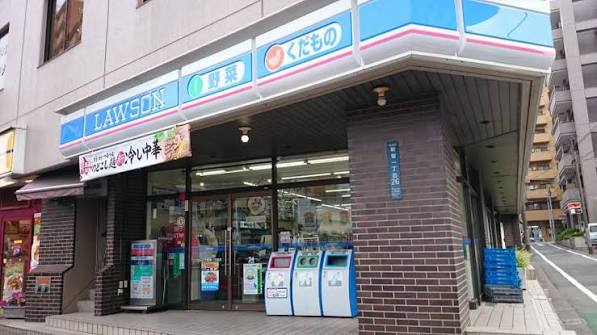 コンビニ　ローソン新宿一丁目店（コンビニ）まで158m