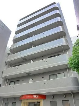 都営三田線 三田駅 徒歩6分 8階建 築24年の外観写真