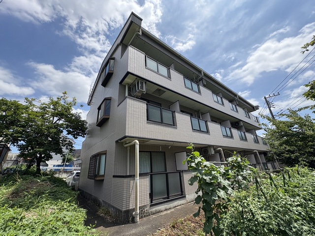 多摩都市モノレール 大塚・帝京大学駅 徒歩6分 築33年