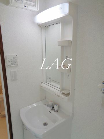 洗面設備　洗面台です。