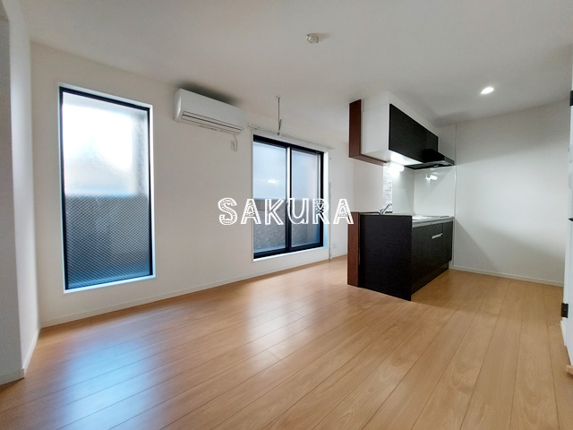 居室・リビング　開放感のあるゆったりとしたお部屋です♪