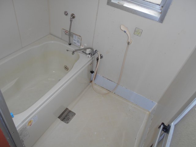 茶屋前コーポの風呂写真
