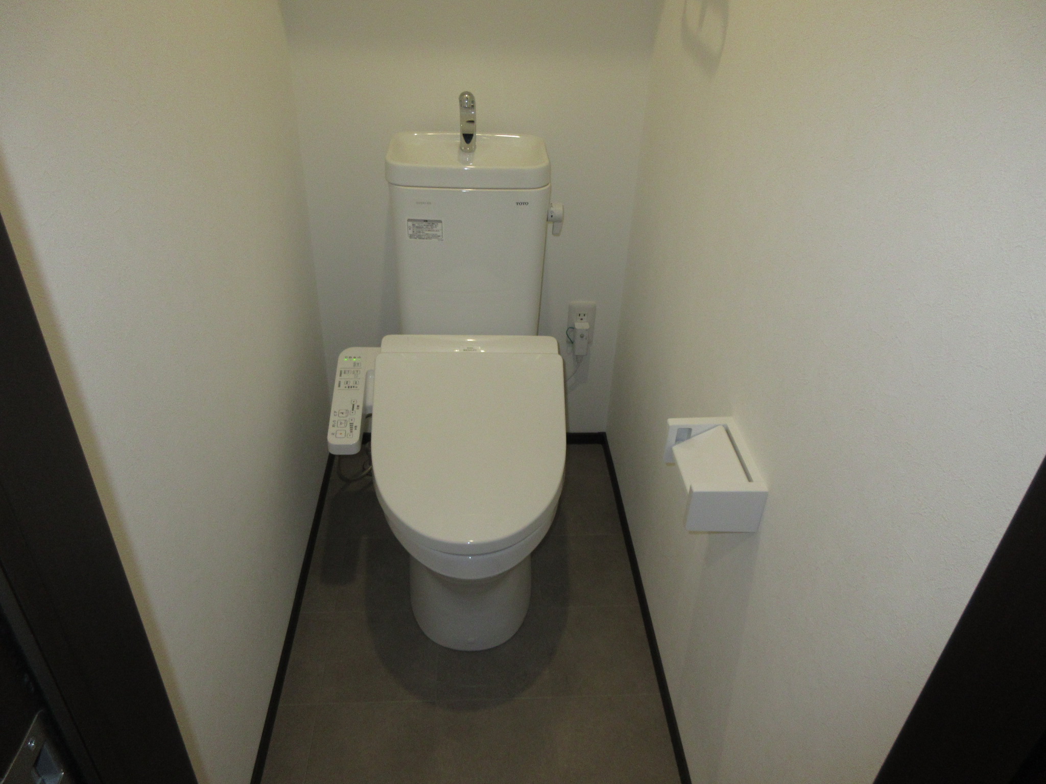 近鉄南大阪線 北田辺駅 徒歩6分 3階建 築2年のトイレ写真