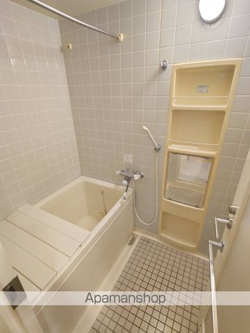 ＪＲ武蔵野線 東川口駅 徒歩10分 5階建 築36年の風呂写真