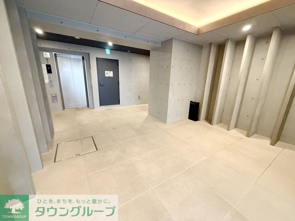 ロビー　エントランス