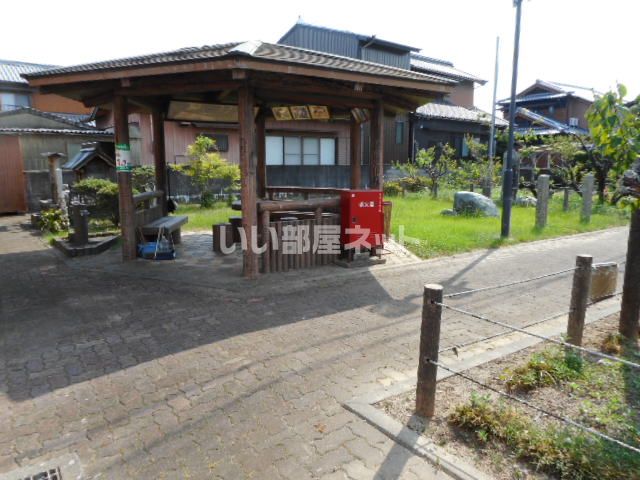 【伊勢市御薗町上條のアパートの公園】