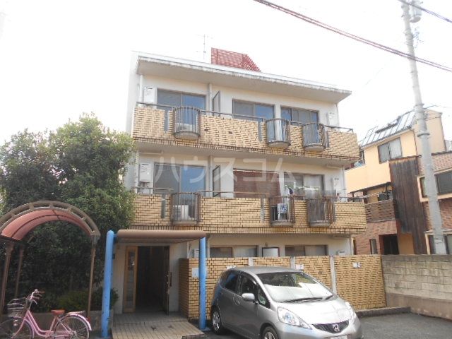 京都市中京区西ノ京船塚町のマンションの建物外観
