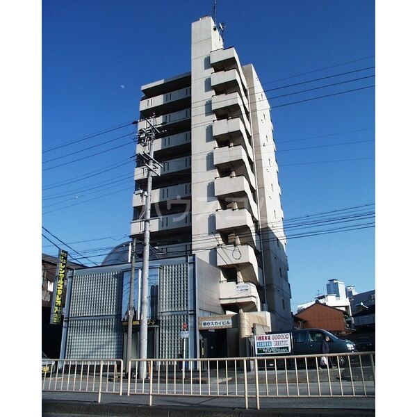 名古屋市中村区佐古前町のマンションの建物外観
