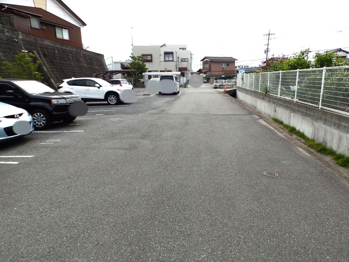 グラン・アヴェントゥーラの駐車場