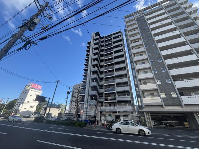 広島市西区中広町のマンションの建物外観