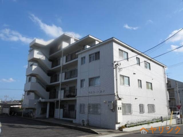 【名古屋市名東区松井町のマンションの建物外観】