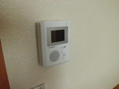 その他　玄関の様子を探れるモニターホン。