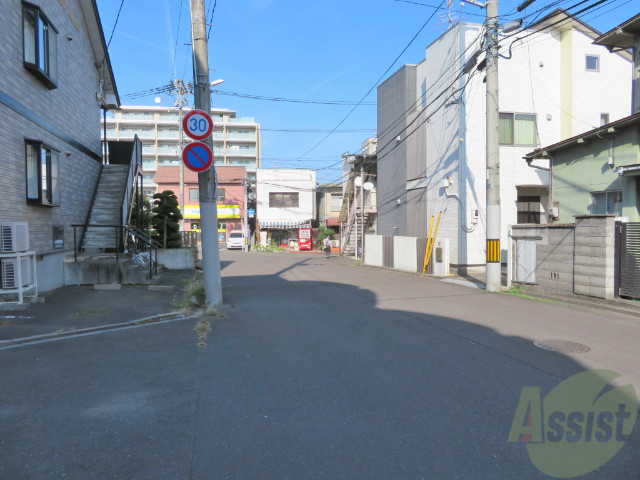 【仙台市宮城野区西宮城野のマンションの駐車場】