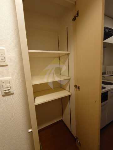 収納　パレステュディオ神田神保町（参考写真）