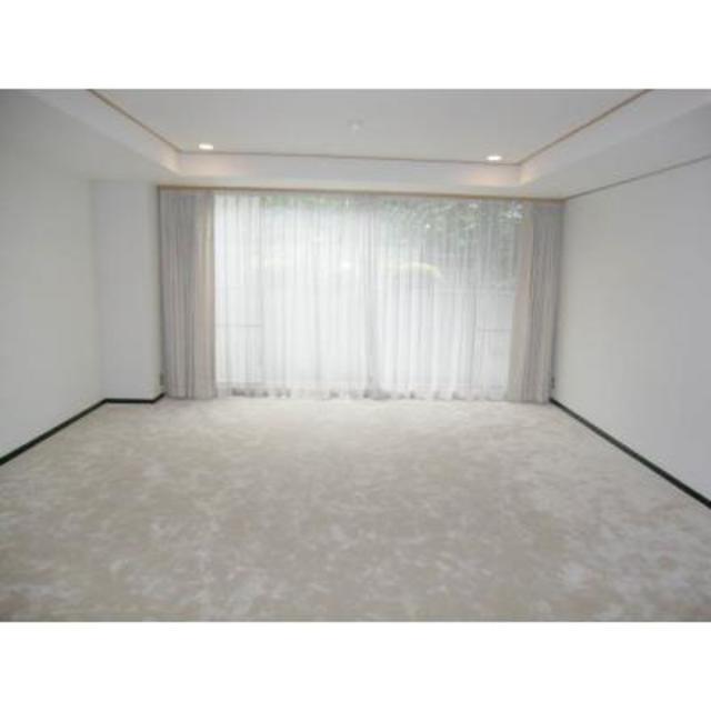 居室・リビング　内観1