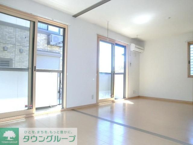 居室・リビング　お問合せはタウンハウジング蘇我店まで！※現地待合わせ相談可能