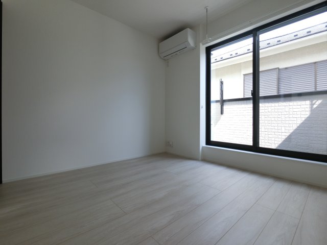 居室・リビング　※反転タイプ