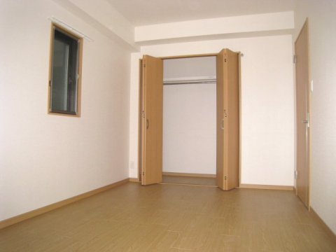 収納　※別の号室の写真になります