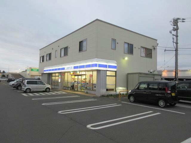 コンビニ　ローソン帯広東8南十五丁目店（コンビニ）まで88m