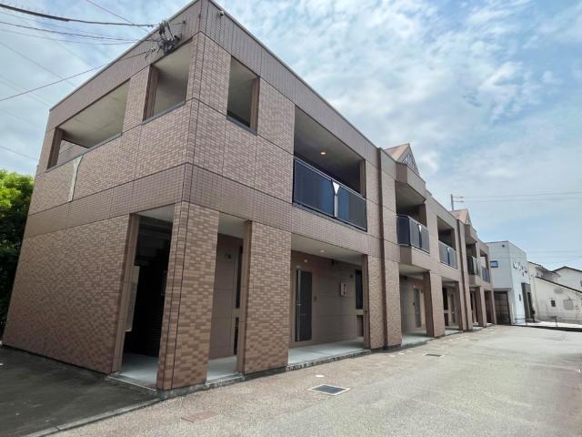 建物外観　外観写真（昼）