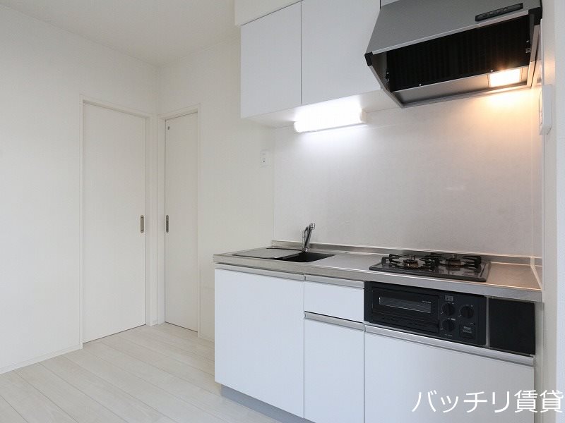 キッチン　画像は、同型タイプの為、現状を優先いたします。