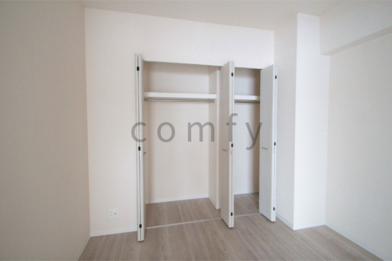 収納　クローゼット