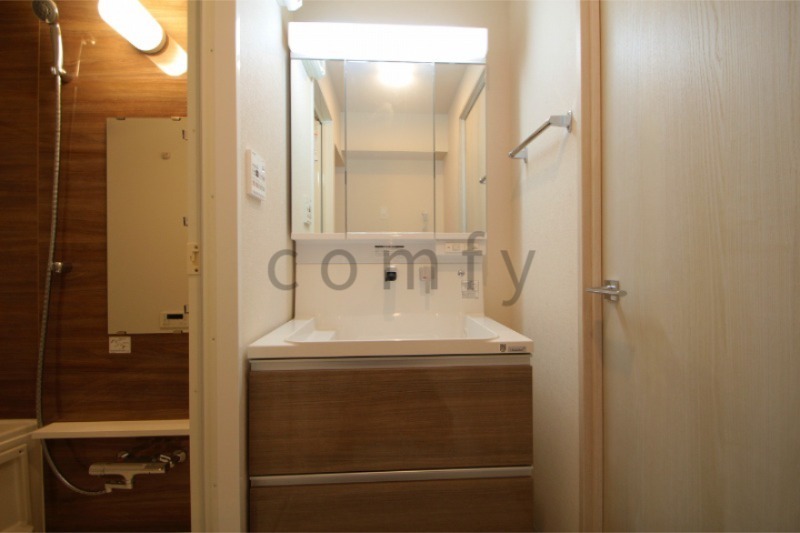 洗面設備　独立洗面台