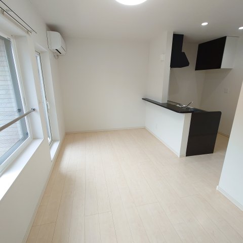 フォレスト_内装_0