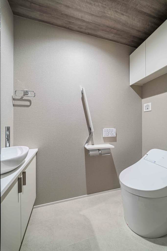 トイレ　トイレ