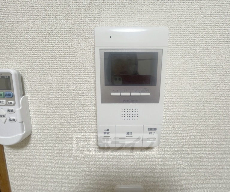 セキュリティ　インターホンです