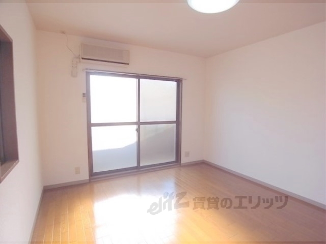 居室・リビング　居室