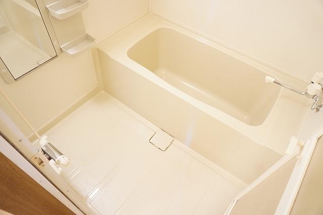 バス・シャワールーム　浴室