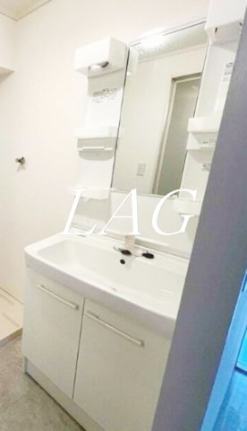 洗面設備　独立洗面台です。