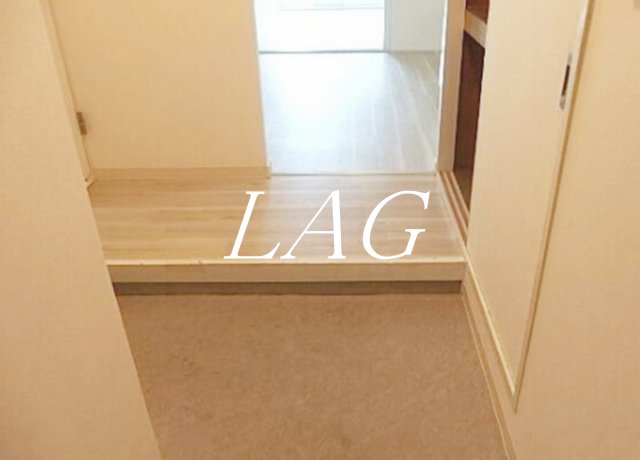 玄関　玄関です。