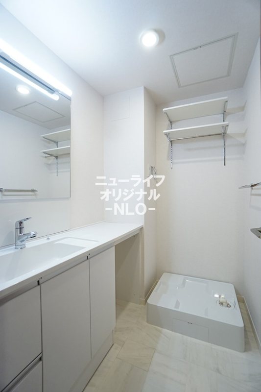 トイレ　※同建物他部屋になります。現状優先です。