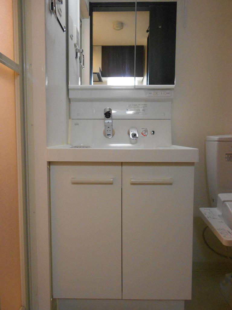 洗面設備　※写真は同物件別部屋のものを使用